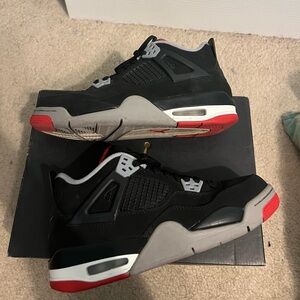 Jordan 4 “Bred”
